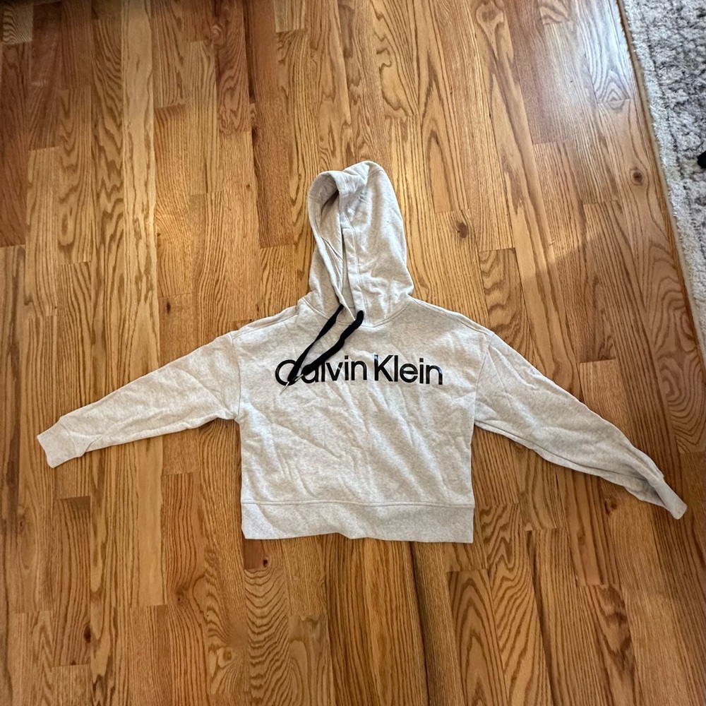 Calvin Klein cropped sweatshirt